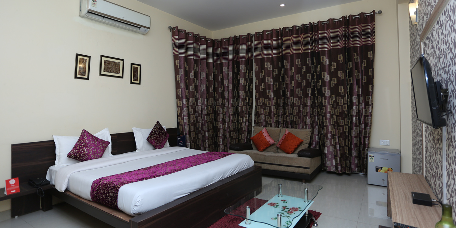 istay- best hotel in gurgaon
